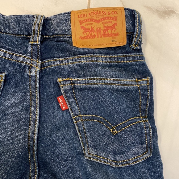 Boys Levi jeans - Picture 2 of 6